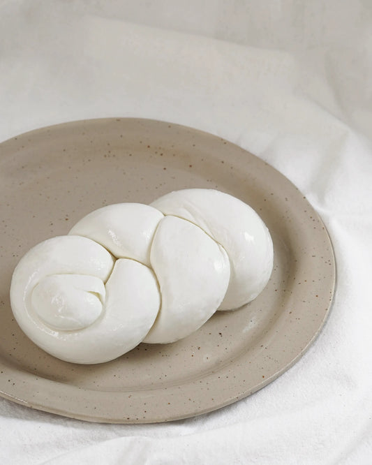 Tresse au lait de bufflonne DOP Campana - Treccia di bufala DOP Campana - 250g